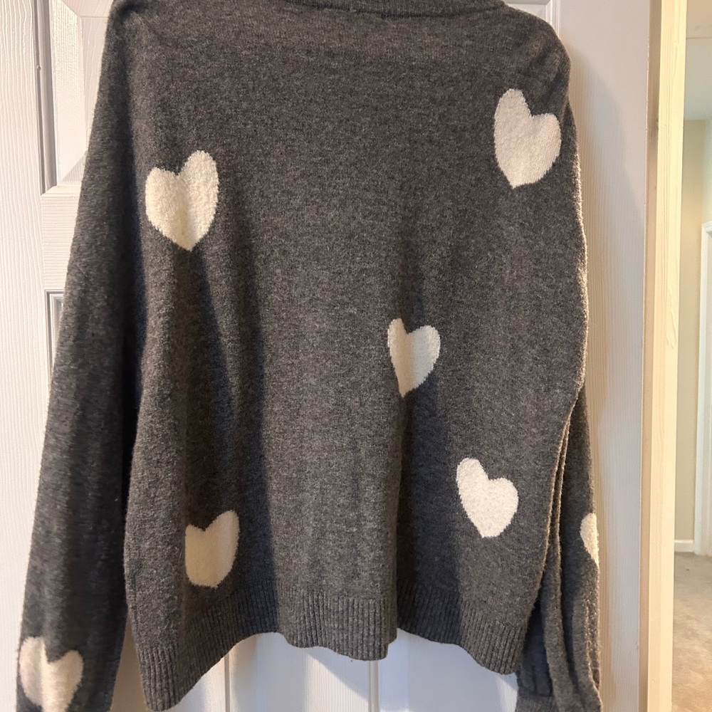 Gray Heart Pattern Sweater - image 5